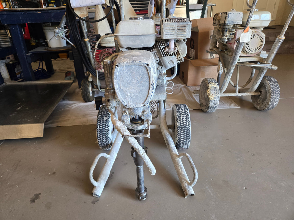 Graco GMAX 5900 used rebuilt pump, ready to paint!